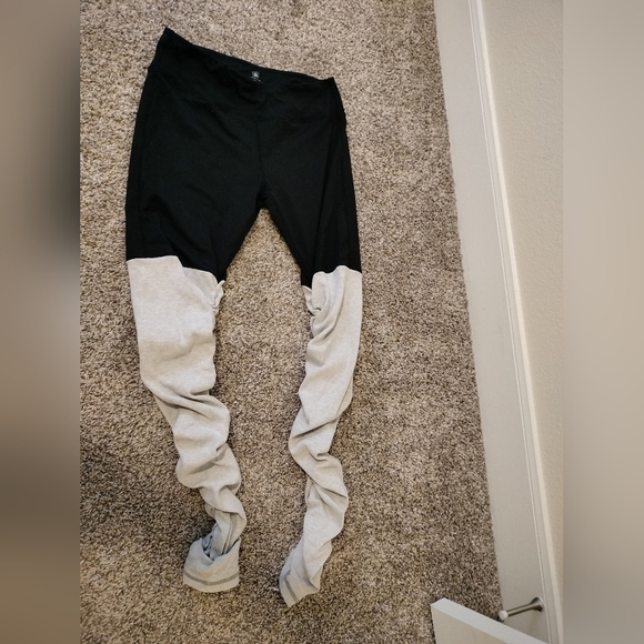 Inner Fire Apparel High Rise Yoga Leggings Women’s Size Large Black/Grey Block - Picture 2 of 4